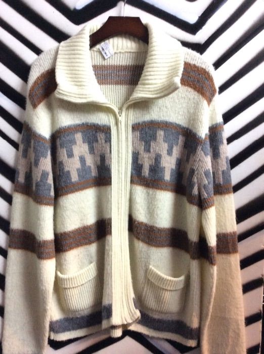CARDIGAN SWEATER – SOFT WOOL – ZIP-UP W/AZTEC DESIGN